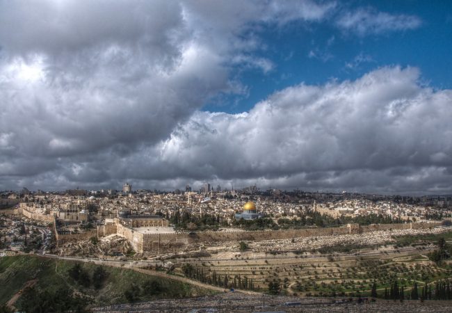 Image by Evgeni Tcherkasski from Pixabay