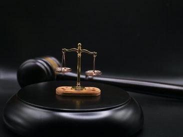 Image by Sergei Tokmakov, Esq. https://Terms.Law from Pixabay