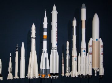 Image by Stefan Schweihofer from Pixabay