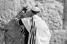 Photo by Marik Elikishvili: https://www.pexels.com/photo/anonymous-jewish-man-in-traditional-wear-praying-near-old-wall-4231037/